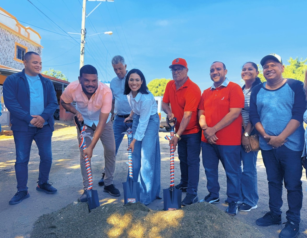 ACERAS Y CONTENES PARA LOMA DE CASTAÑUELAS
